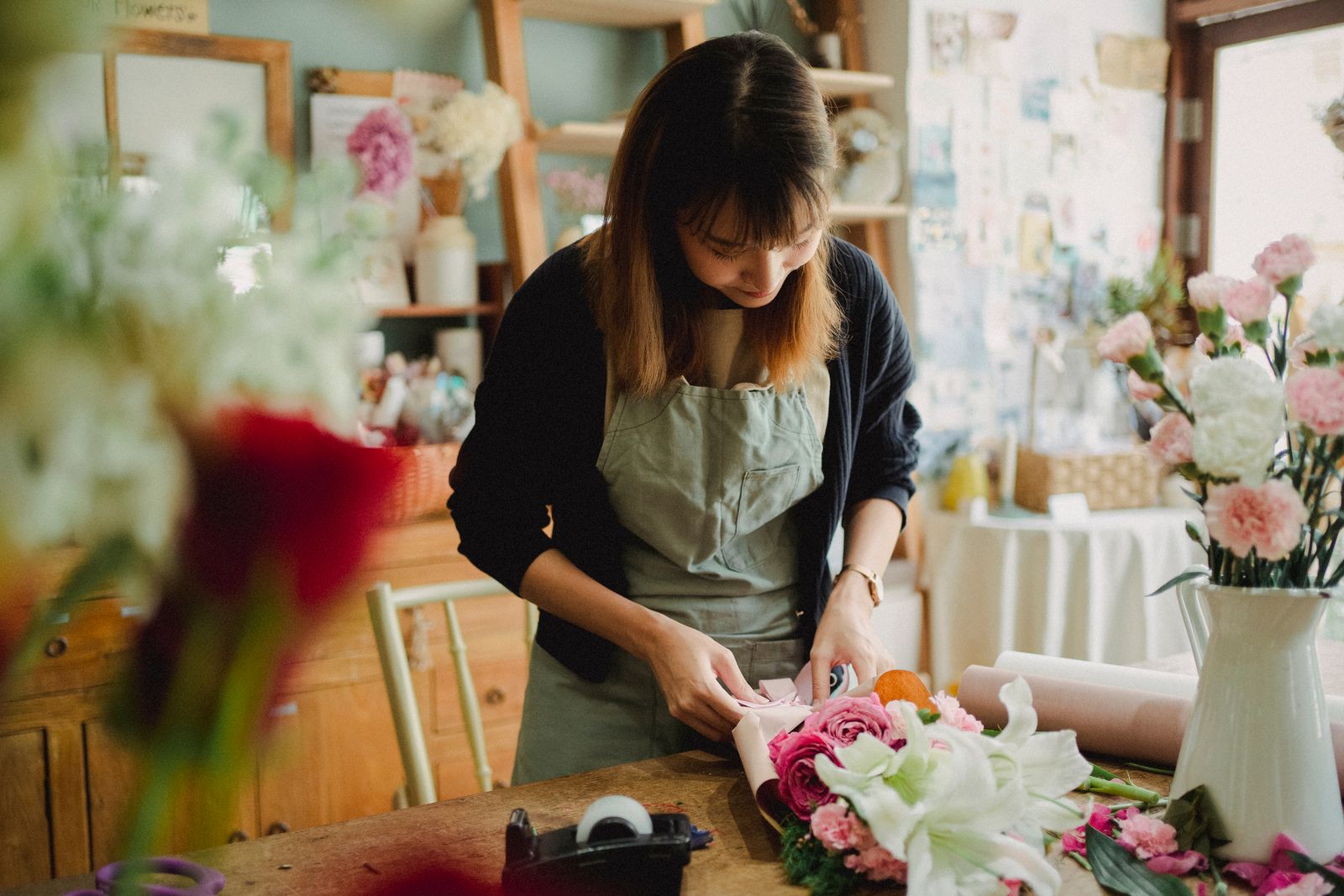 Bank statement (self-employed): Qualify on 12 or 24 months of business deposits instead of tax returns.